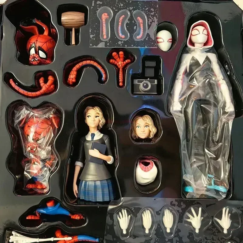 Model Kit Thousand Sunny - 2024 Spiderman Gwen Peter Action Figure