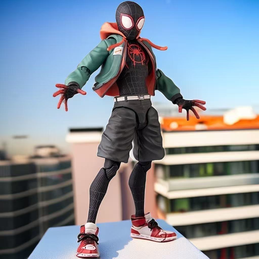 Model Kit Thousand Sunny - 17cm Marvel's Spider-Man Event Model Spider-Man