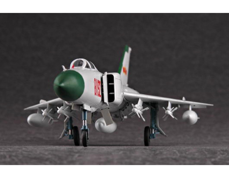 Trumpeter 1/72 China ShenYang  - Model Kit China recension och pris
